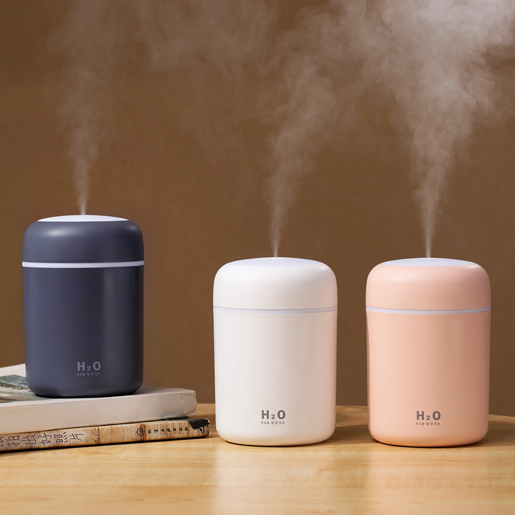 BreezeGlow: Portable Aroma Diffuser & Humidifier for Car & Home